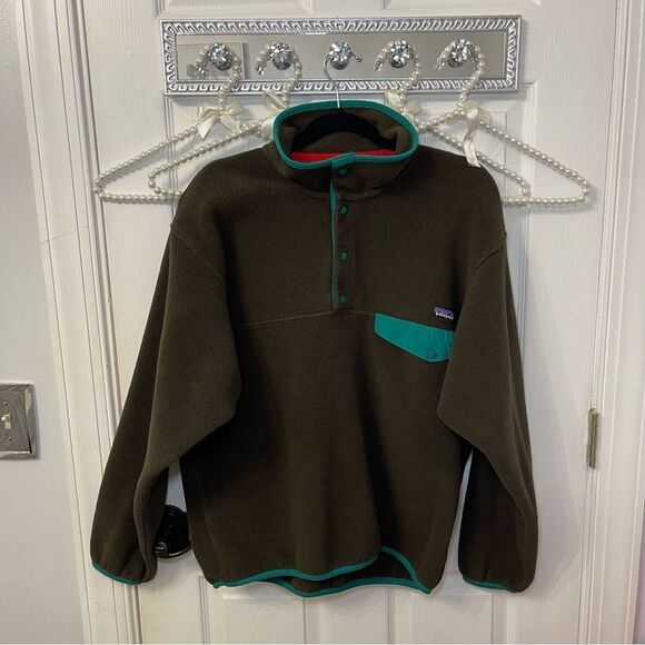 Patagonia Brown Fleece Pullover with Teal Accents